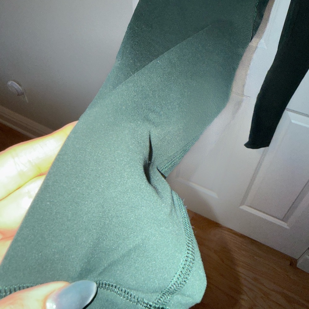 Lululemon Align High Rise Legging Pant 28” in size 10 - Picture 5 of 11